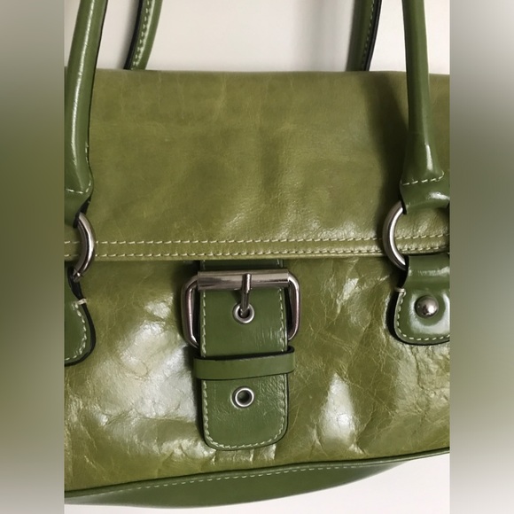 Giani Bernini shoulder bag in pistachio color - Picture 13 of 16